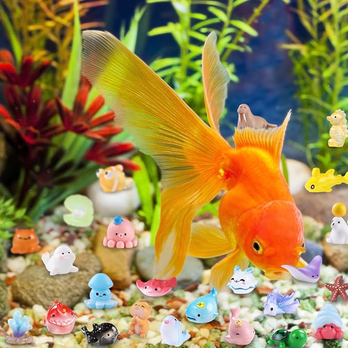 50pcs Mini Ocean Resin Animals 50 Styles Tiny Sea Animal to Hide Sea Miniature Little Small Animal Figures for Holiday Party Favors Bag Filler Micro Garden Dollhouse Aquarium Decorations