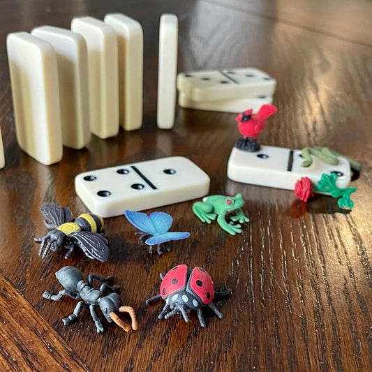 Safari Ltd. Garden Fun Pack - Mini Figures of Garden Animals & Insects - Educational Toy Set for Boys, Girls, and Kids Ages 5+
