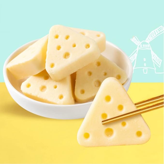 Hamster Triangle Cheese Teething Treats 300ml/Can (Freeze-dried Cheese 2.3gx8bags)