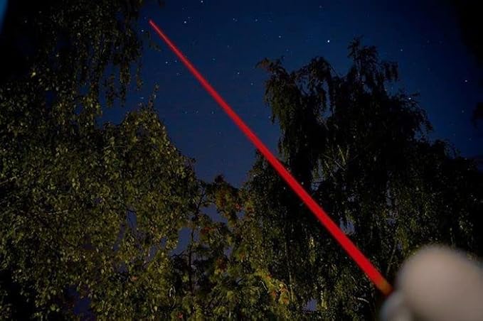 IVVTRYI Red Laser Pointer, Lighted pet Interactive Toys, Keep Cats Busy, Suitable for Kittens and Puppies Chasing and Playing