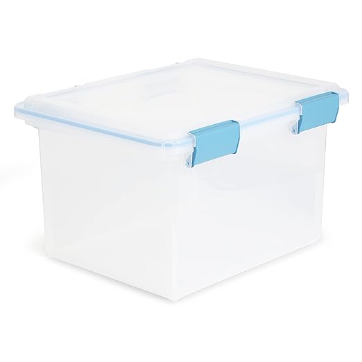 Sterilite Box Gasket Blue Aquarium 32 QT 19334304