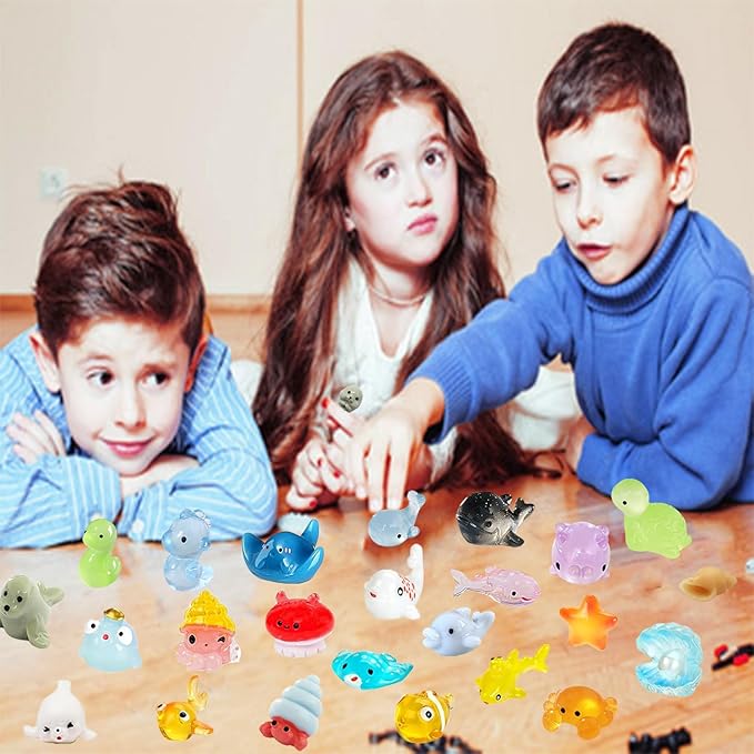 36Pcs Ocean Mini Resin Animals Figures Colorful and Lifelike Tiny Marine Creatures Ornaments for Home Decor and Aquarium Decoration & Collectibles