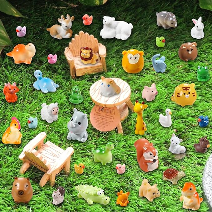 40pcs Mini Resin Animal 40 Styles Tiny Resin Animals Miniature Little Small Animal Figures Bulk for Micro Fairy Garden Landscape Accessories Dollhouse Hide Crafts Decor Aquarium Toys