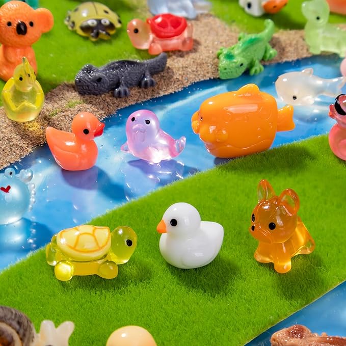 120pcs Mini Resin Animals 120 Styles Variety Tiny Animals Figures Miniature Little Small Animal Figurines Bulk for Micro Fairy Garden Landscape Accessories Hide Crafts Decor Aquarium