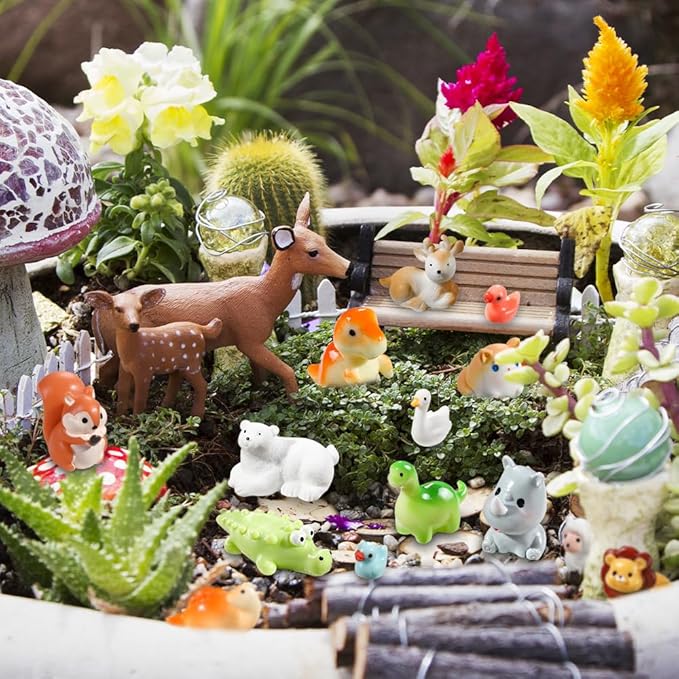 40pcs Mini Resin Animal 40 Styles Tiny Resin Animals Miniature Little Small Animal Figures Bulk for Micro Fairy Garden Landscape Accessories Dollhouse Hide Crafts Decor Aquarium Toys