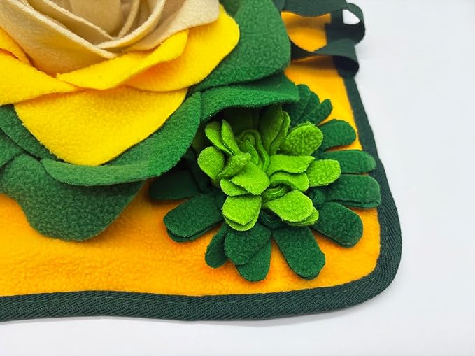 Rabbit Foraging Mat，Bunny Snuffle Mat for Hamsters Puzzle Toys Ferrets Interactive Feeding Mat for Guinea Pigs Hedgehog Chinchillas Small Animals Stress Relief (Yellow Green)
