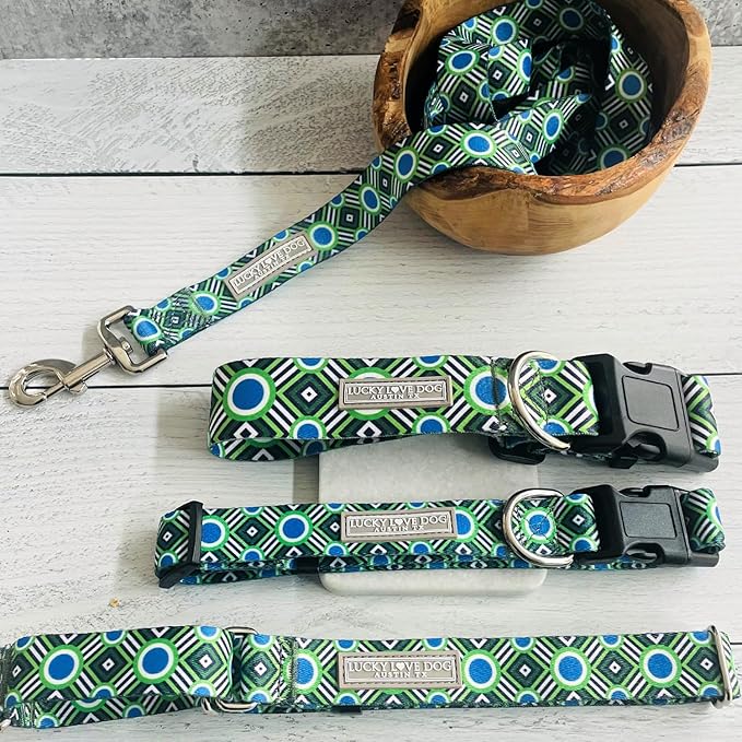 Lucky Love Dog - Adjustable Dog Collar with Easy Click Buckle for Small to Large Ones, Durable, & Comfortable for Male & Female Dogs, Pet Collar for Puppies & Adult Dogs - Leo, XS