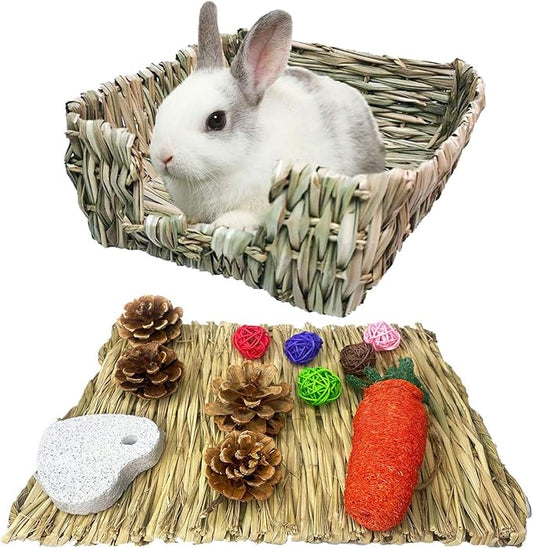 kathson Bunny Grass Bed Portable Grass Bed Mat Hand-Made with Natural Straw Lightweight Paws Protection Bedding Nest Small Animals Chew Toys for Rabbit Guinea Pig Hamster Gerbil Chinchilla Mice