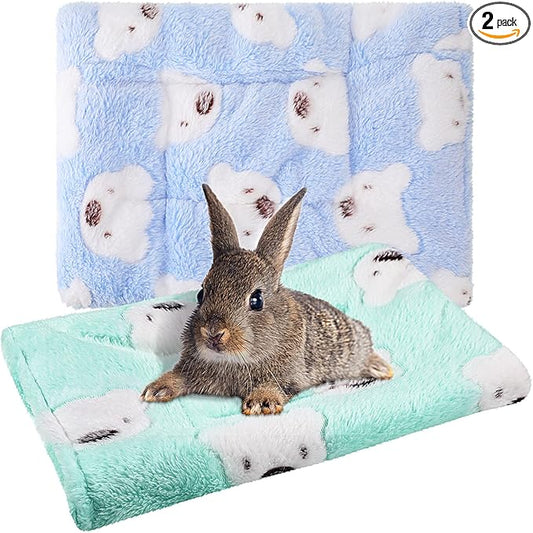 Jetec 2 Pieces Guinea Pig Bed Rabbit Bed Small Animal Hamster Warm Mats Winter Warm for Bunny Hamster Squirrel Hedgehog Chinchilla Small Animal Accessories(Green, Blue,Bear Pattern)